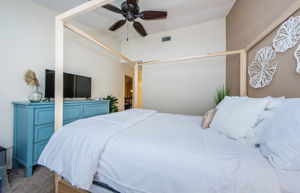Master Bedroom 1b