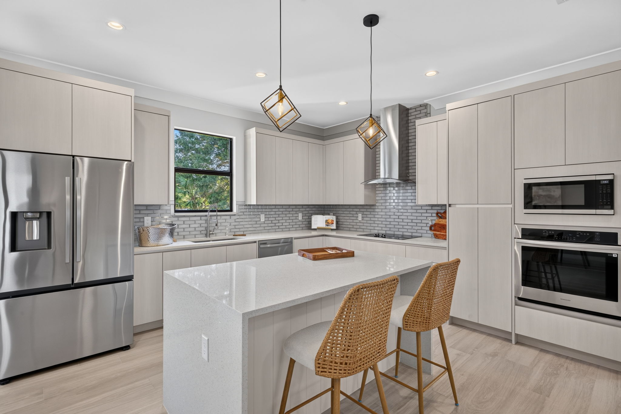 Kitchen 1 of 3
