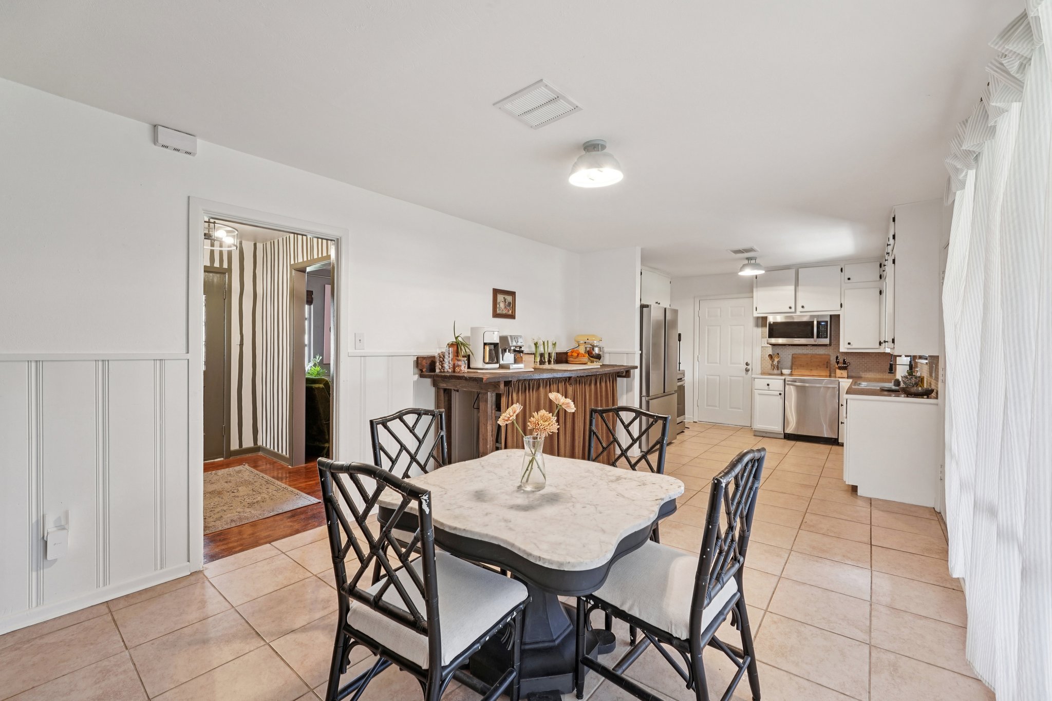 196382 - 2141 Hermanson Dr, Waco, TX 76710-S1903-009.jpg