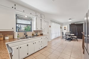 196382 - 2141 Hermanson Dr, Waco, TX 76710-S1903-016.jpg