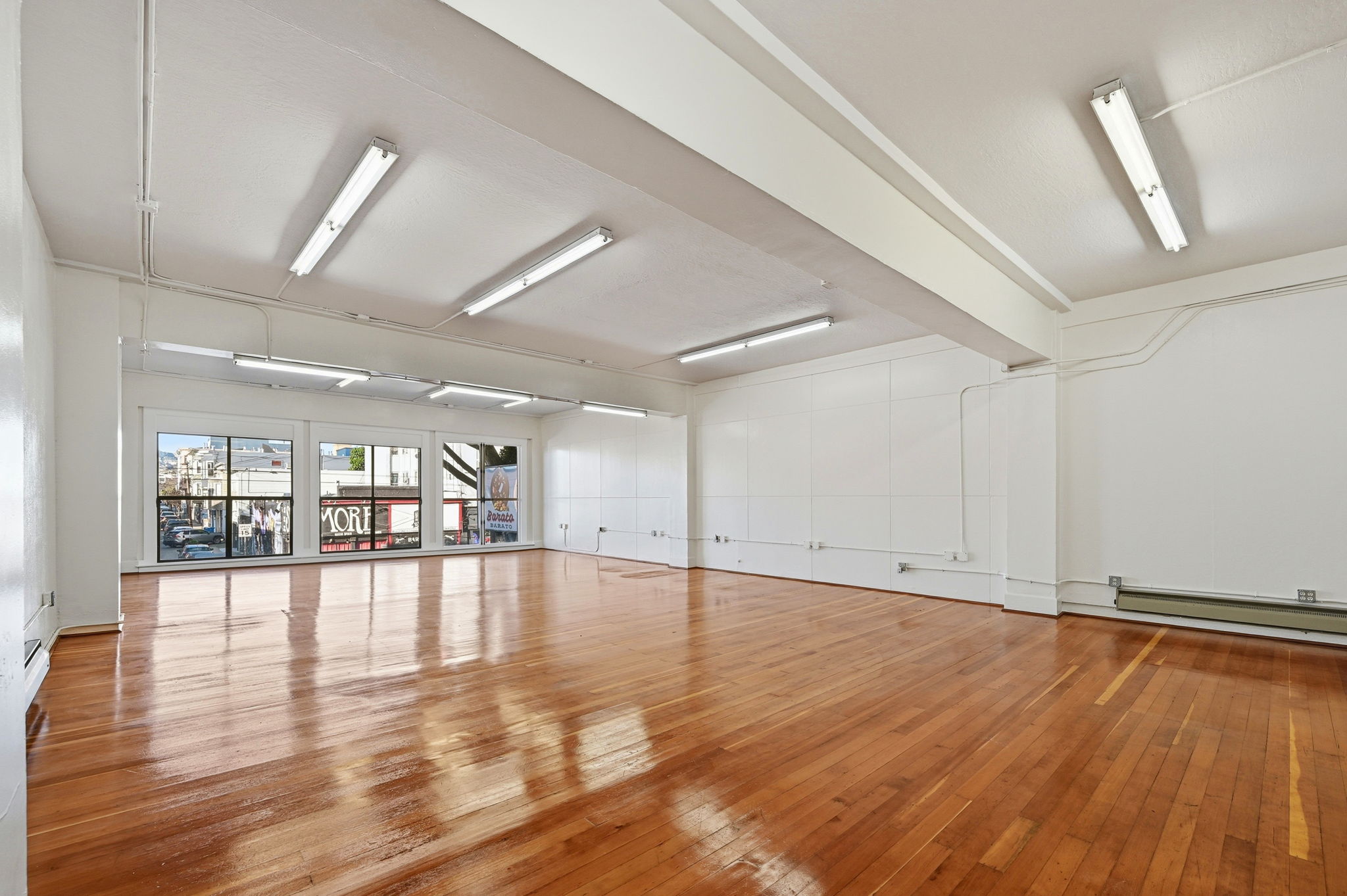 015_f8_2141 Mission St