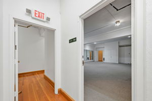 010_f8_2141 Mission St