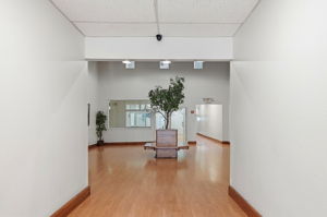 011_f8_2141 Mission St