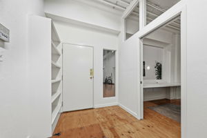 014_f8_2141 Mission St