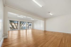 024_f8_2141 Mission St