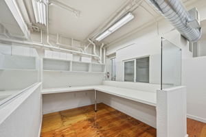 035_f8_2141 Mission St