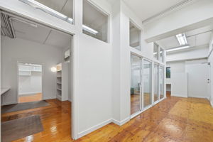 043_f8_2141 Mission St