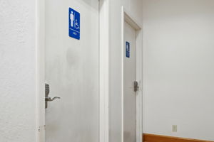 049_f8_2141 Mission St