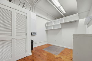 051_f8_2141 Mission St