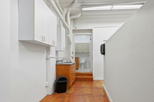 053_f8_2141 Mission St