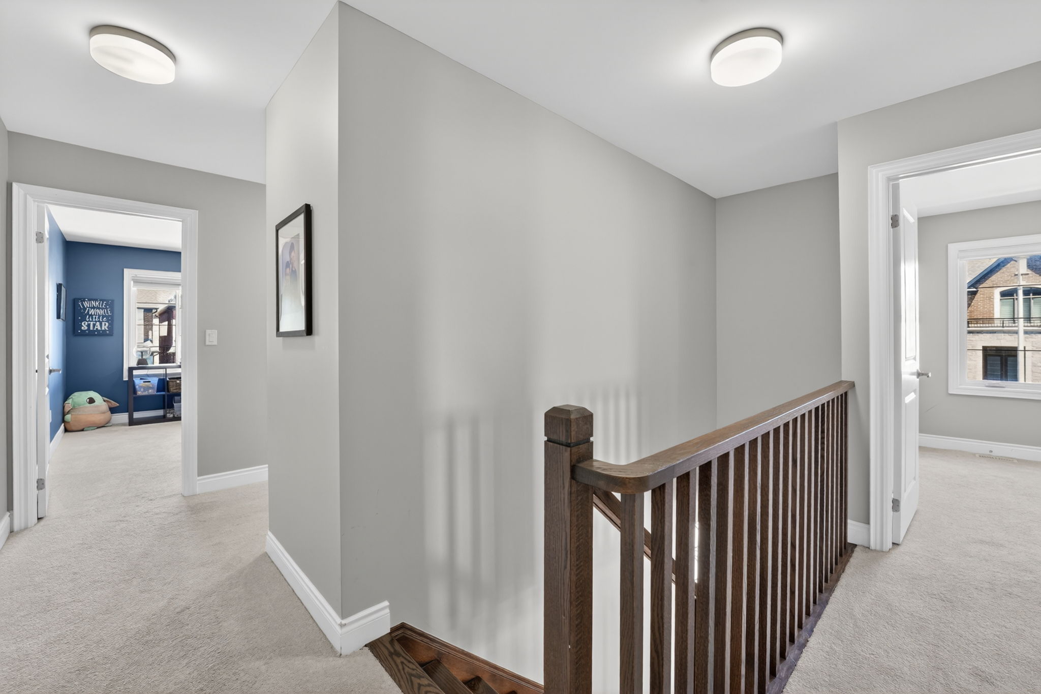  Photo 35
