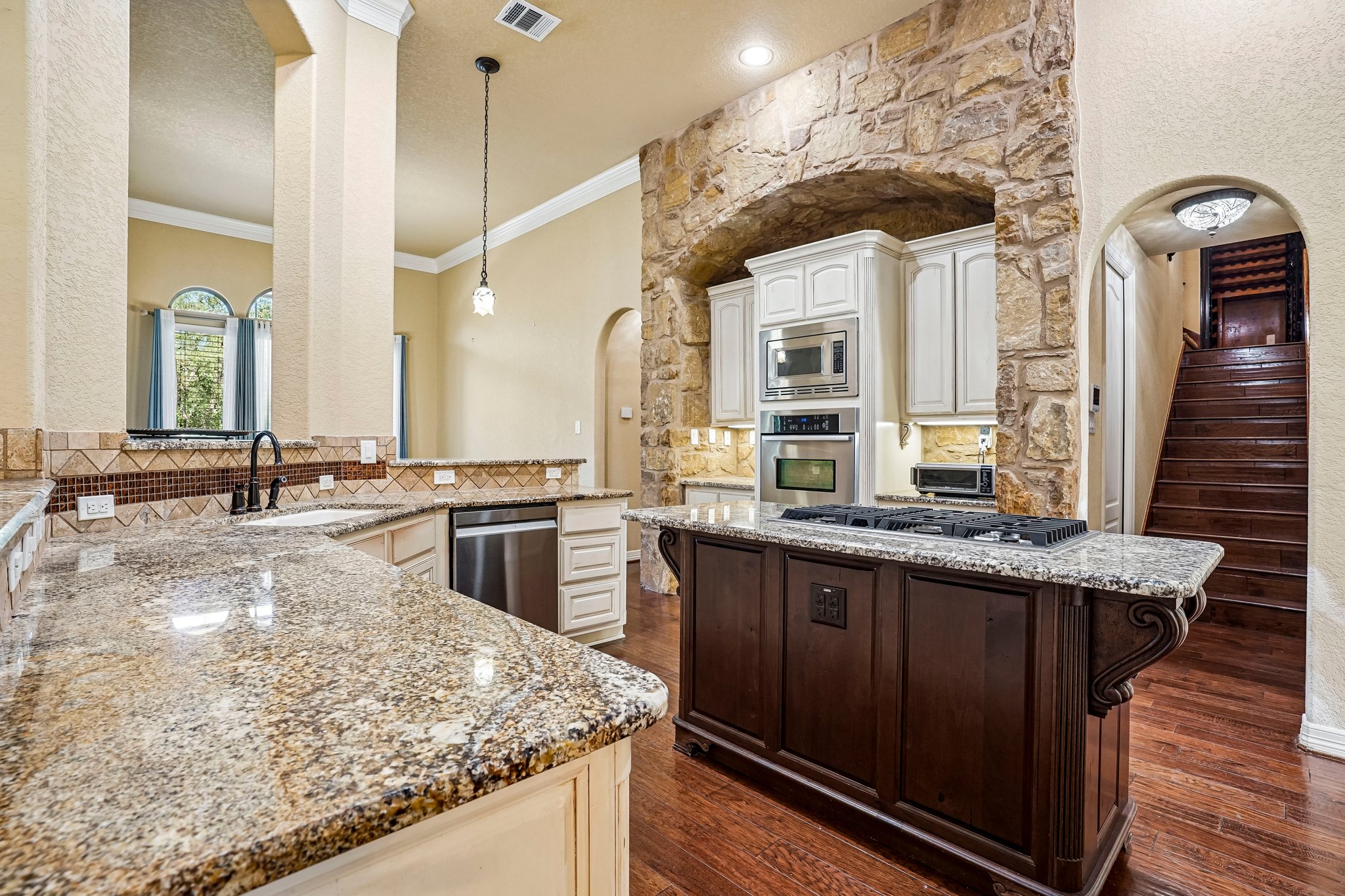 Liguria Dr-S2107-015 (2).jpg