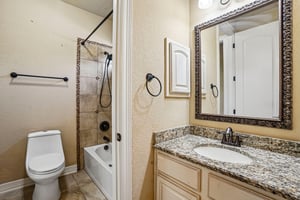 Liguria Dr-S2107-027.jpg