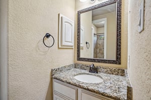 Liguria Dr-S2107-028.jpg