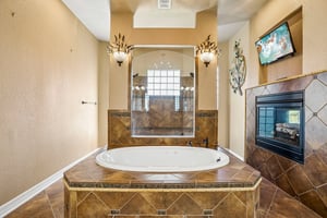 Liguria Dr-S2107-044.jpg