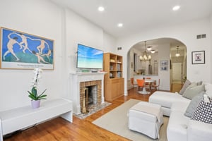 N Racine Ave-S1203-010.jpg