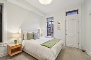 N Racine Ave-S1203-026.jpg