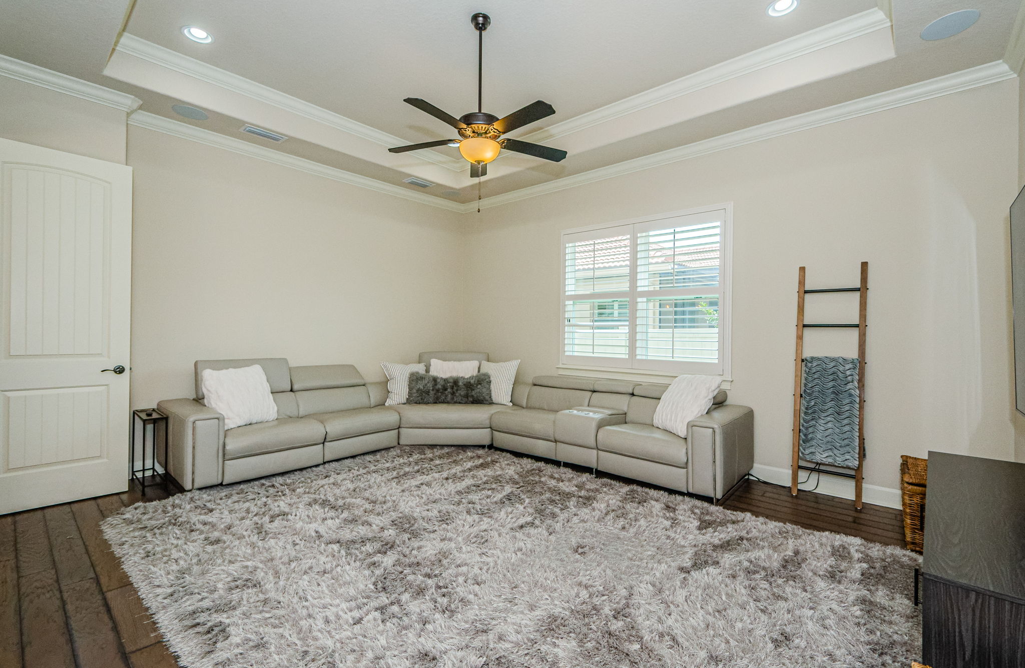 Guest Living Room 1A