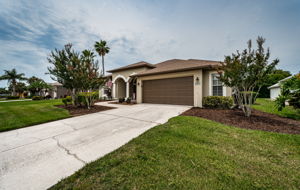 Front Exterior3