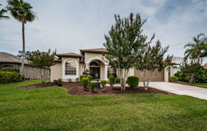 Front Exterior11
