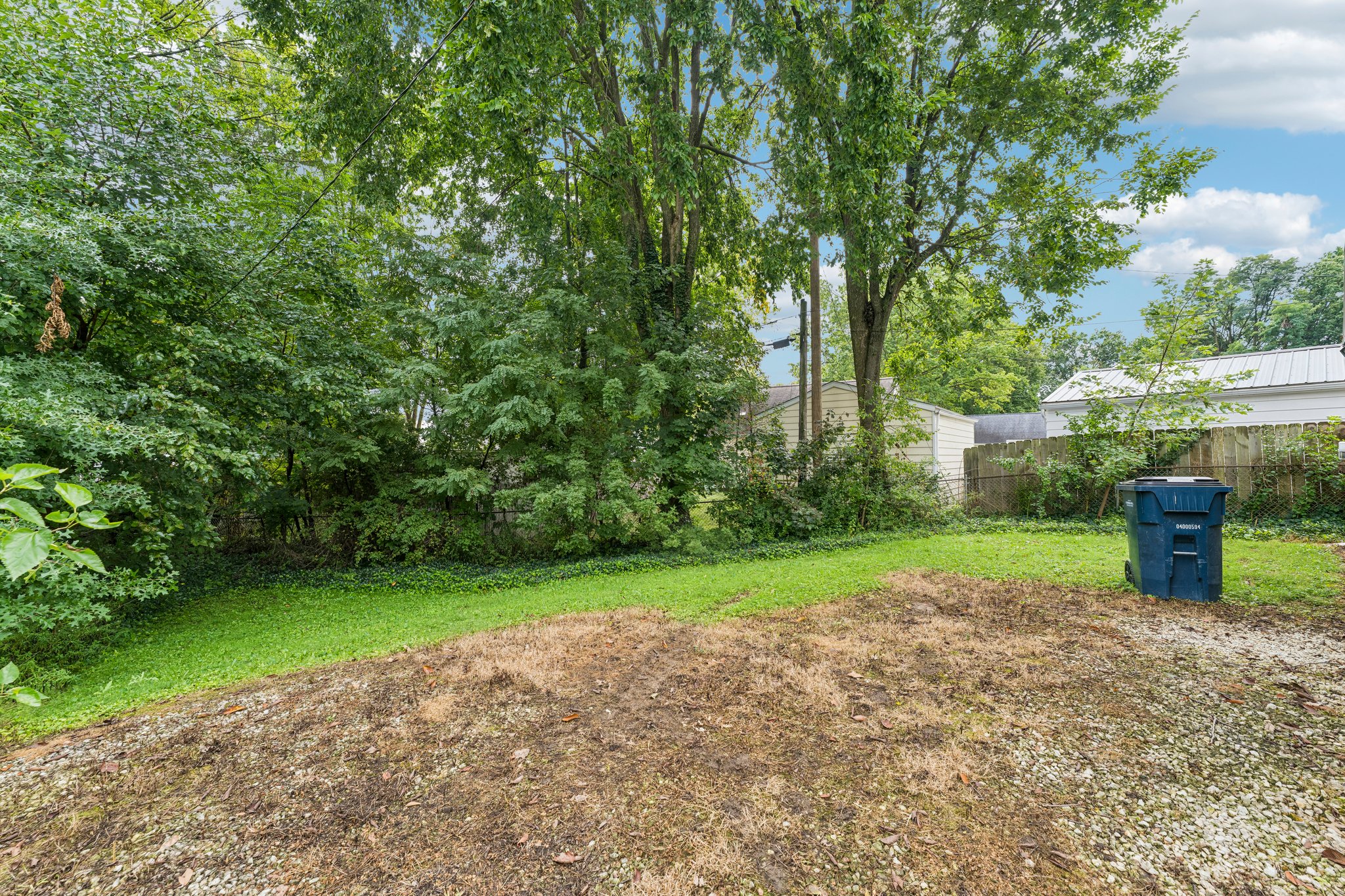 Hillside St-S1809-024.jpg