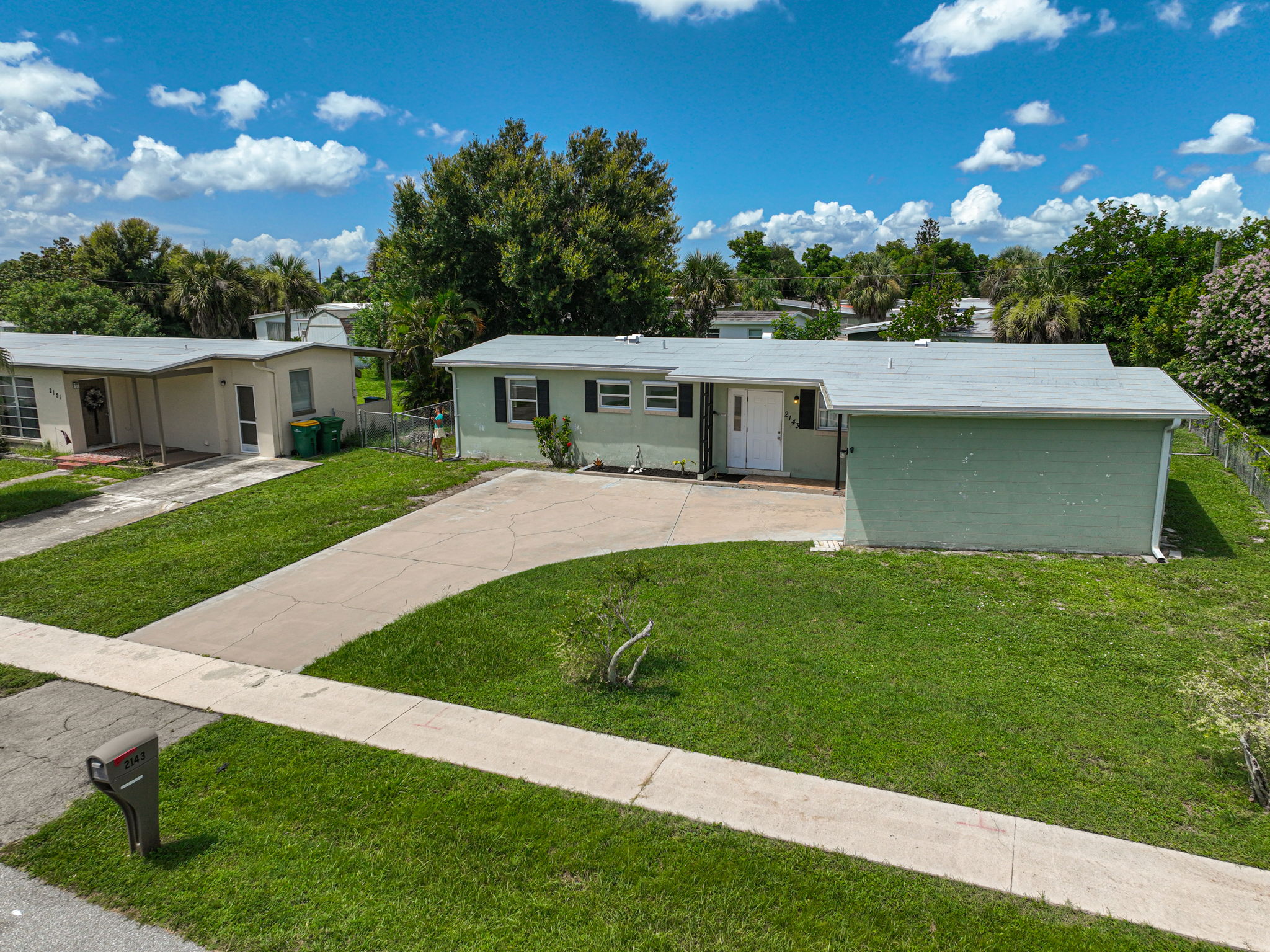 2143 Starlite Ln-37