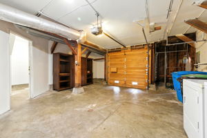  Photo 37