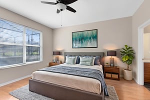 3u1a0369-3u1a0371 virtually staged.jpeg