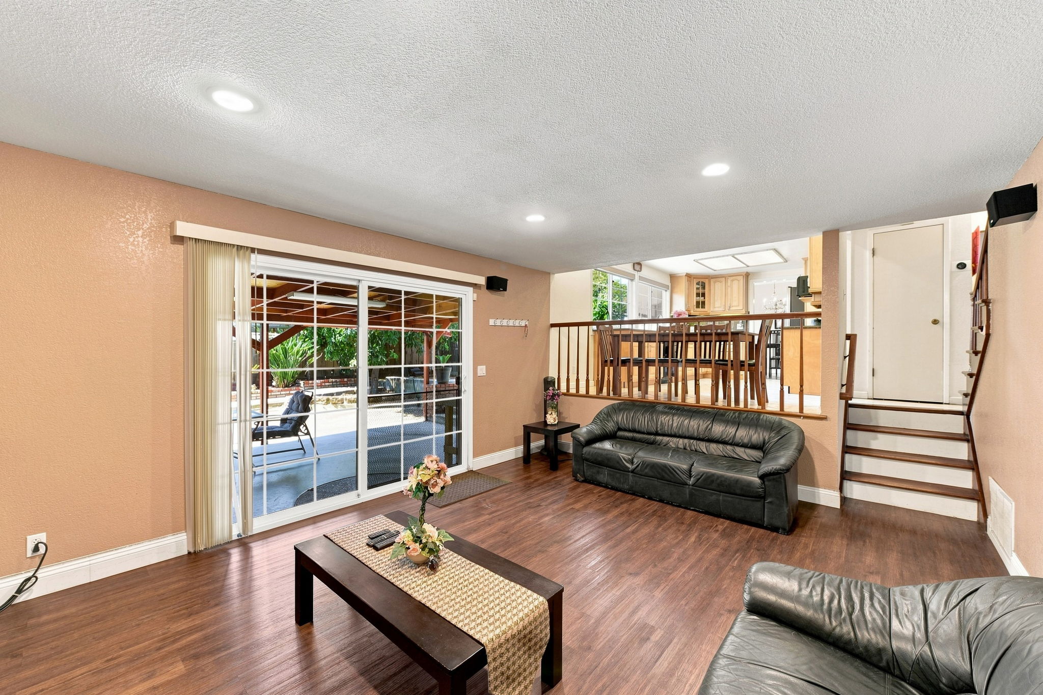 013_F8_2145 Ruby Ave