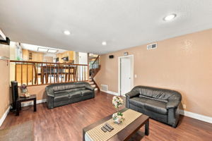012_F8_2145 Ruby Ave