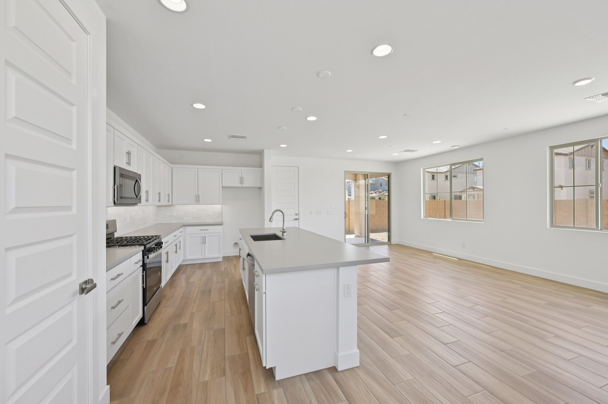 21457 E Sparrow Dr-2306-014.jpg