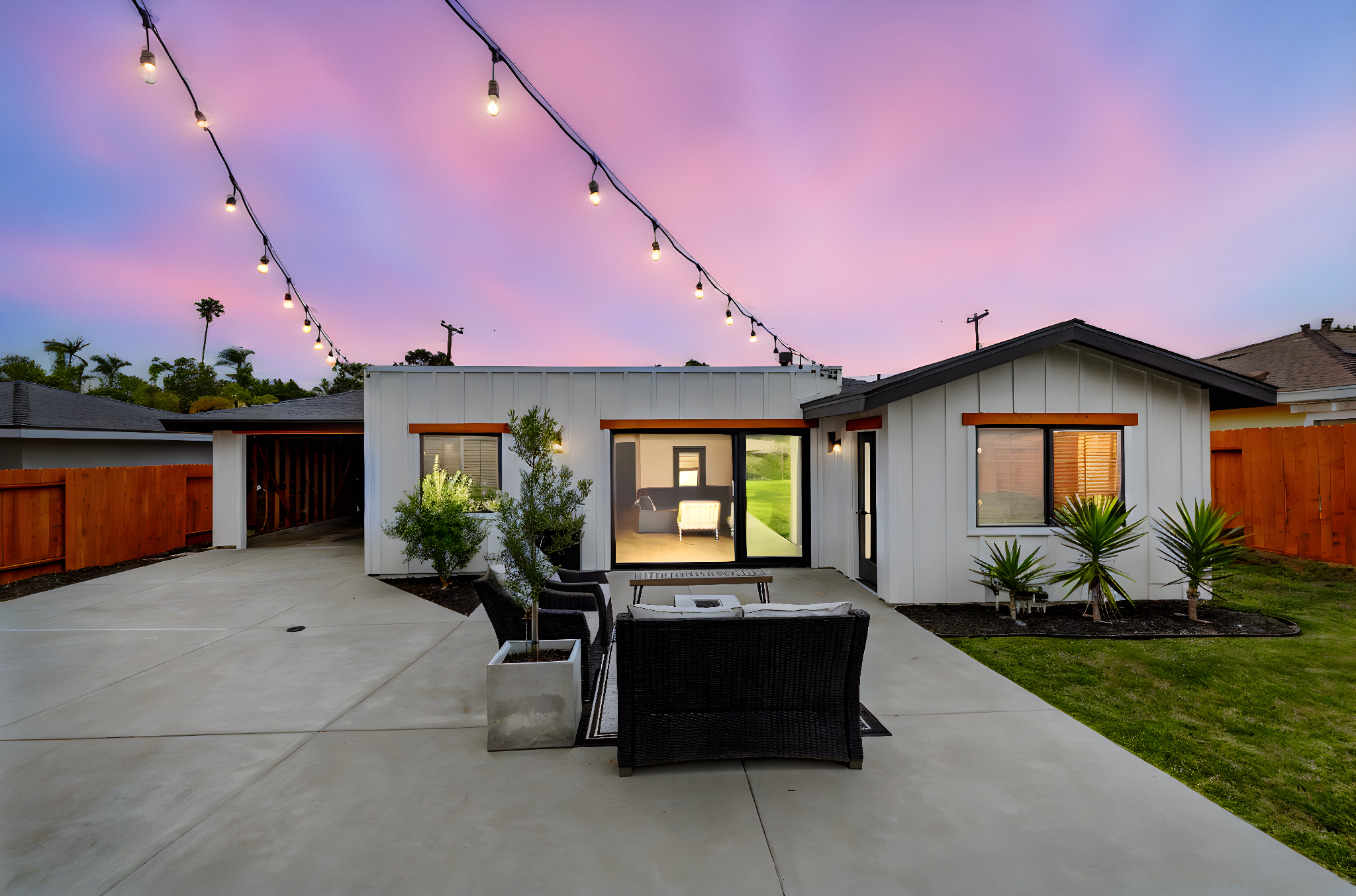 2146 Foster St EXT-13 day to dusk.jpeg