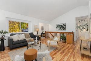 Bright and flowing floorplan