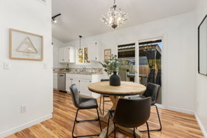 Bright Eat in Kitchen