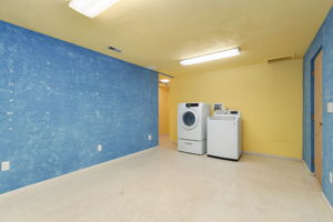 Spacious Laundry/Flex Area