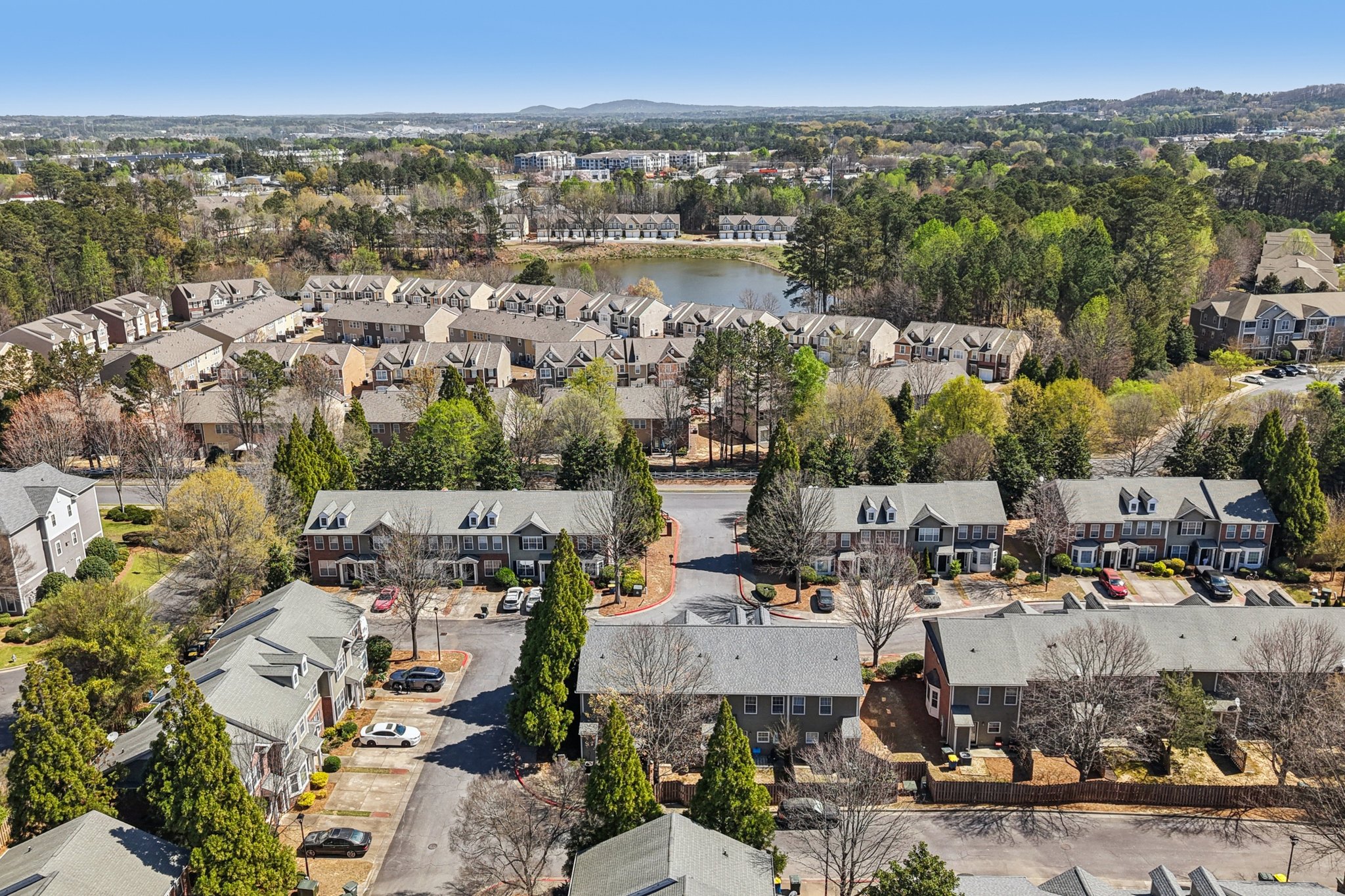 Del Lago Cir-S2503-033.jpg