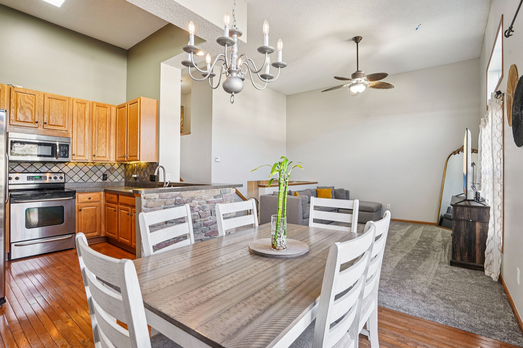 Saint Johns Alcove-S1003-014.jpg