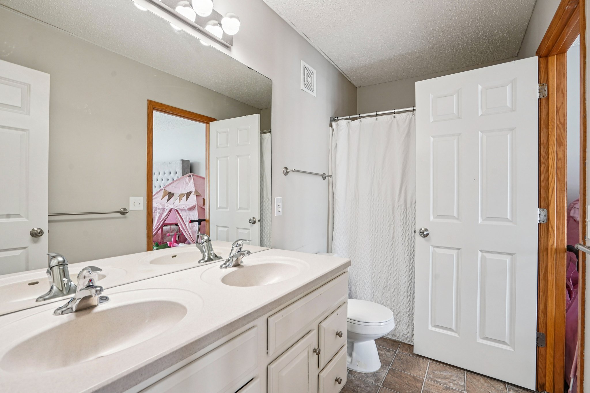 Saint Johns Alcove-S1003-036.jpg