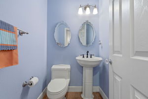  Photo 24