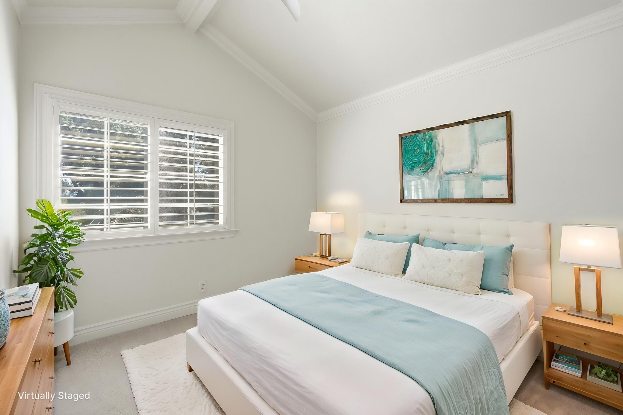 021_F8_2147 Westward Pl virtually staged.jpeg