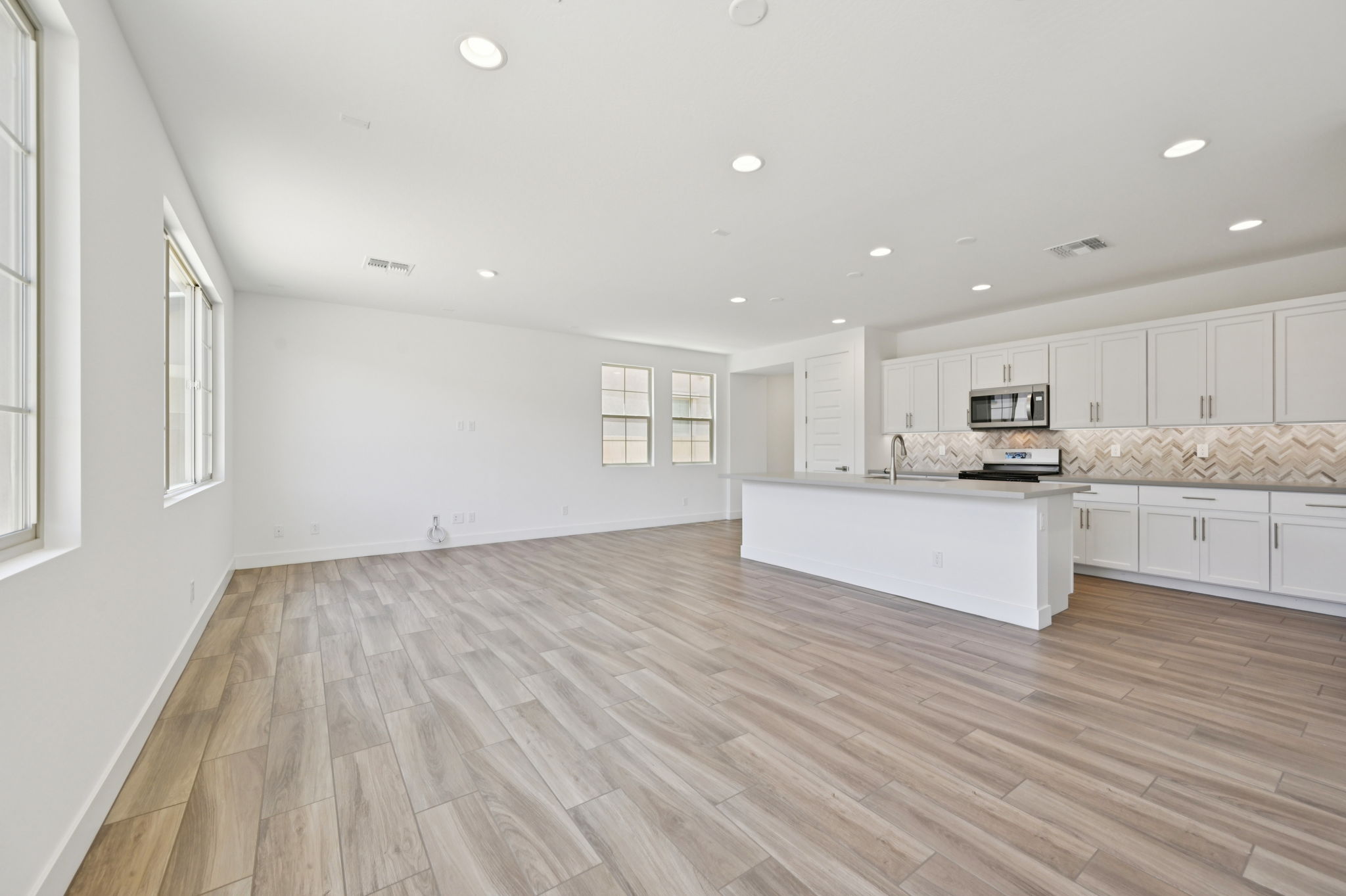 21473 E Sparrow Dr-2306-010