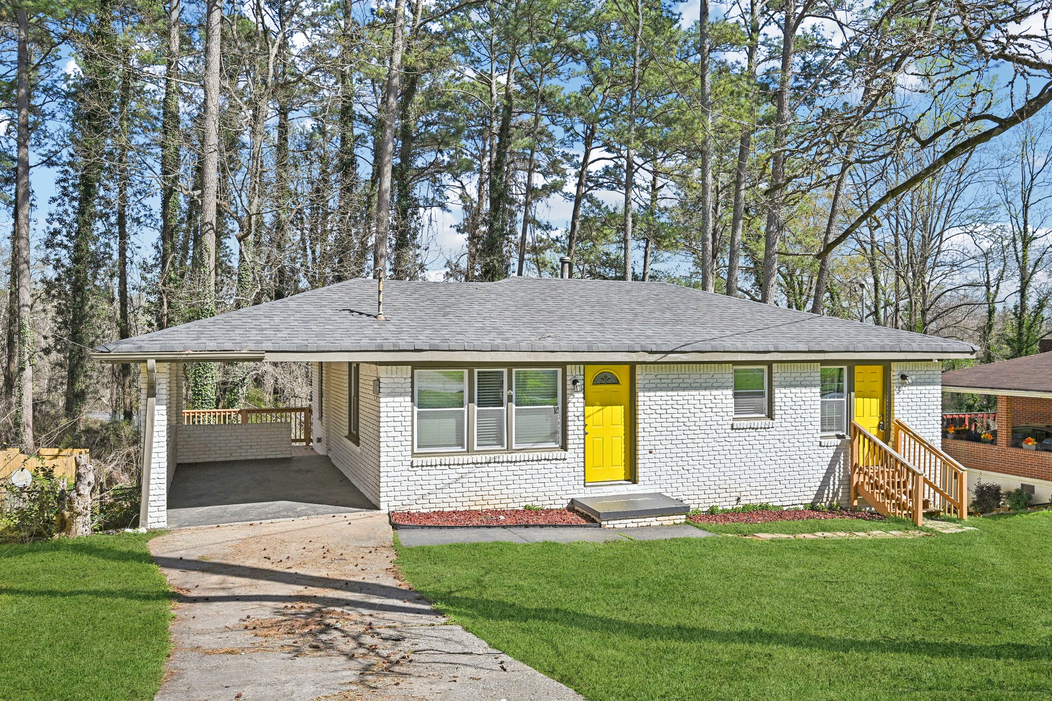 Meador Ave SE-L1403-003.jpg