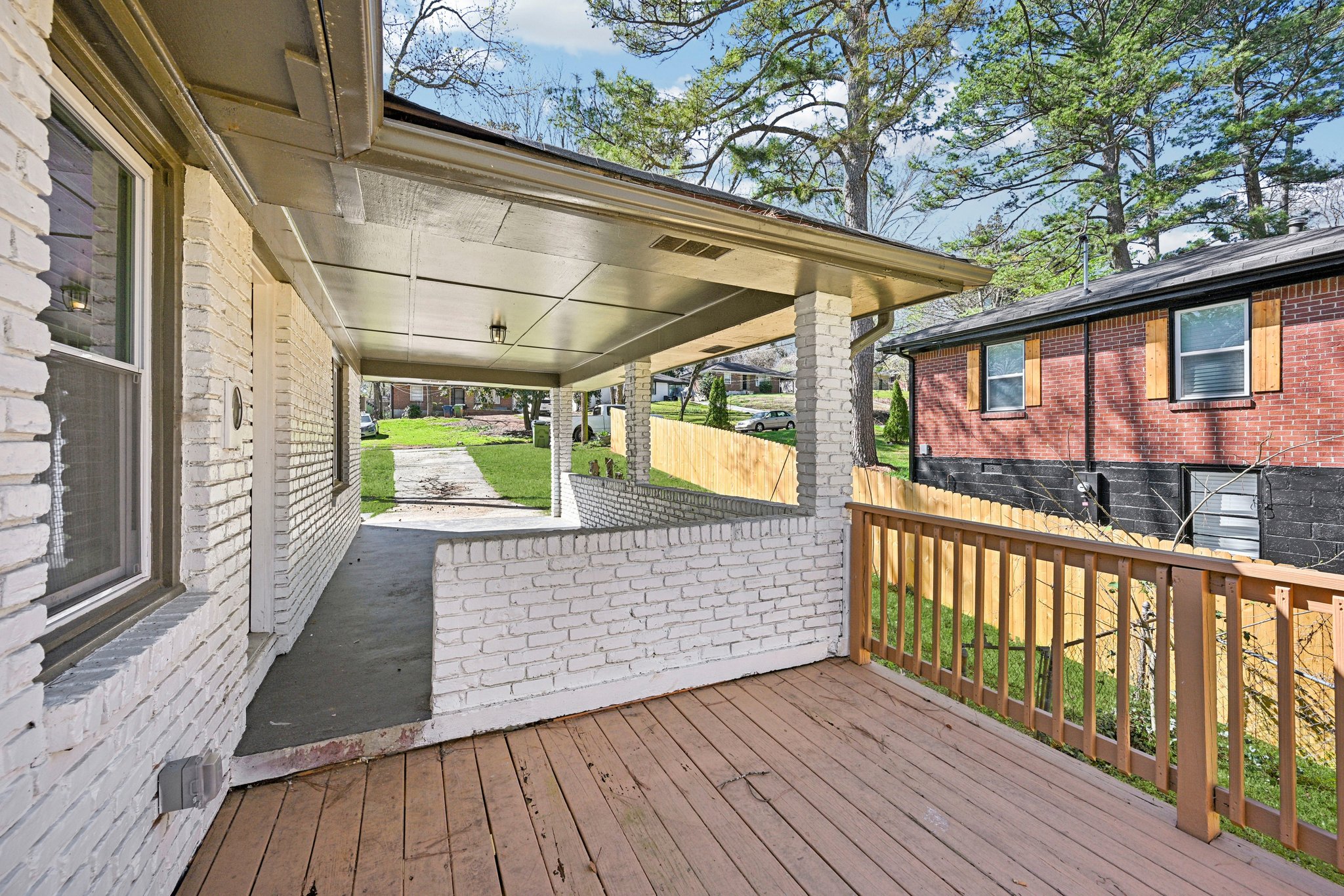 Meador Ave SE-L1403-007.jpg