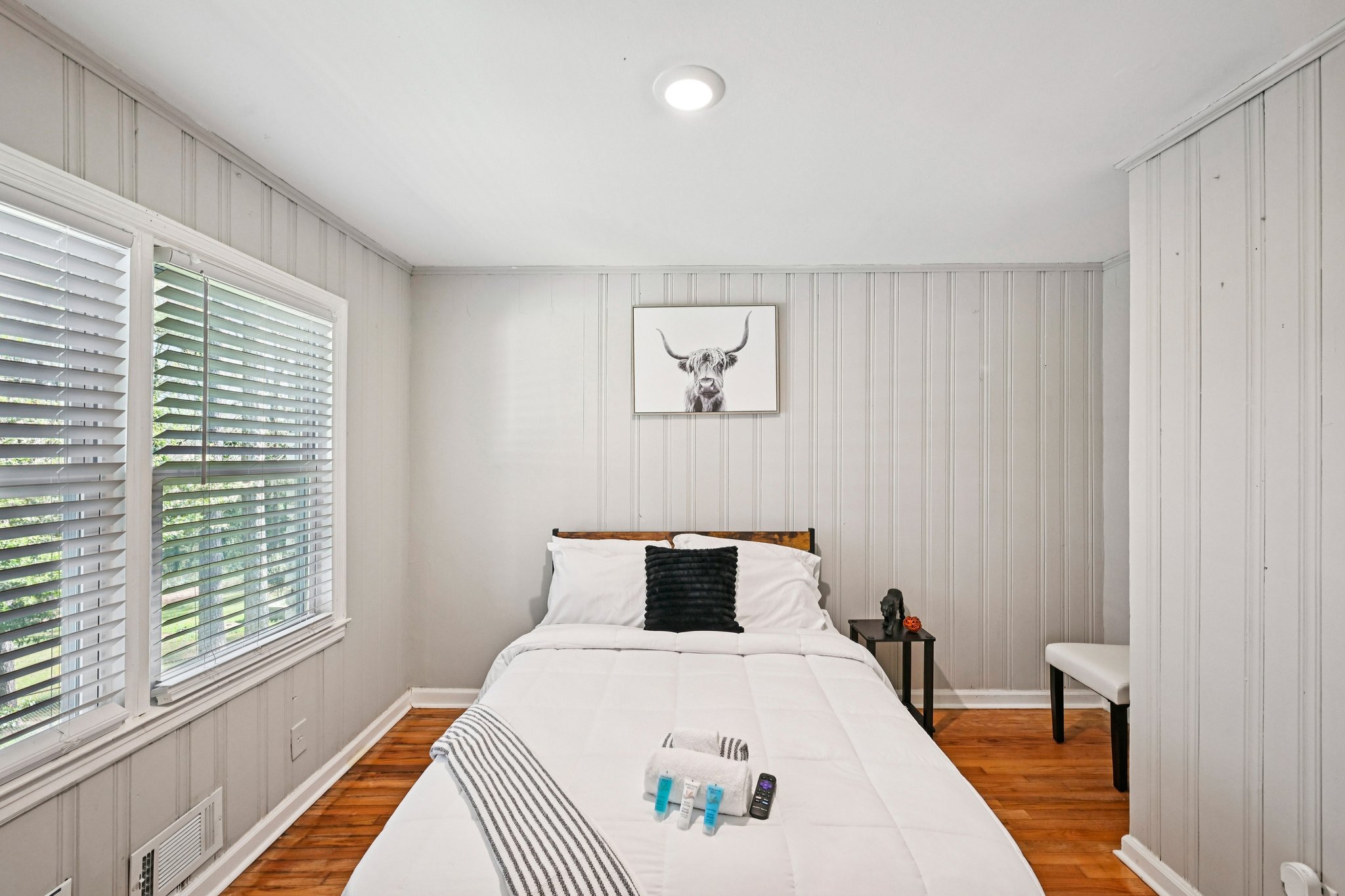 Meador Ave SE-L1403-027.jpg