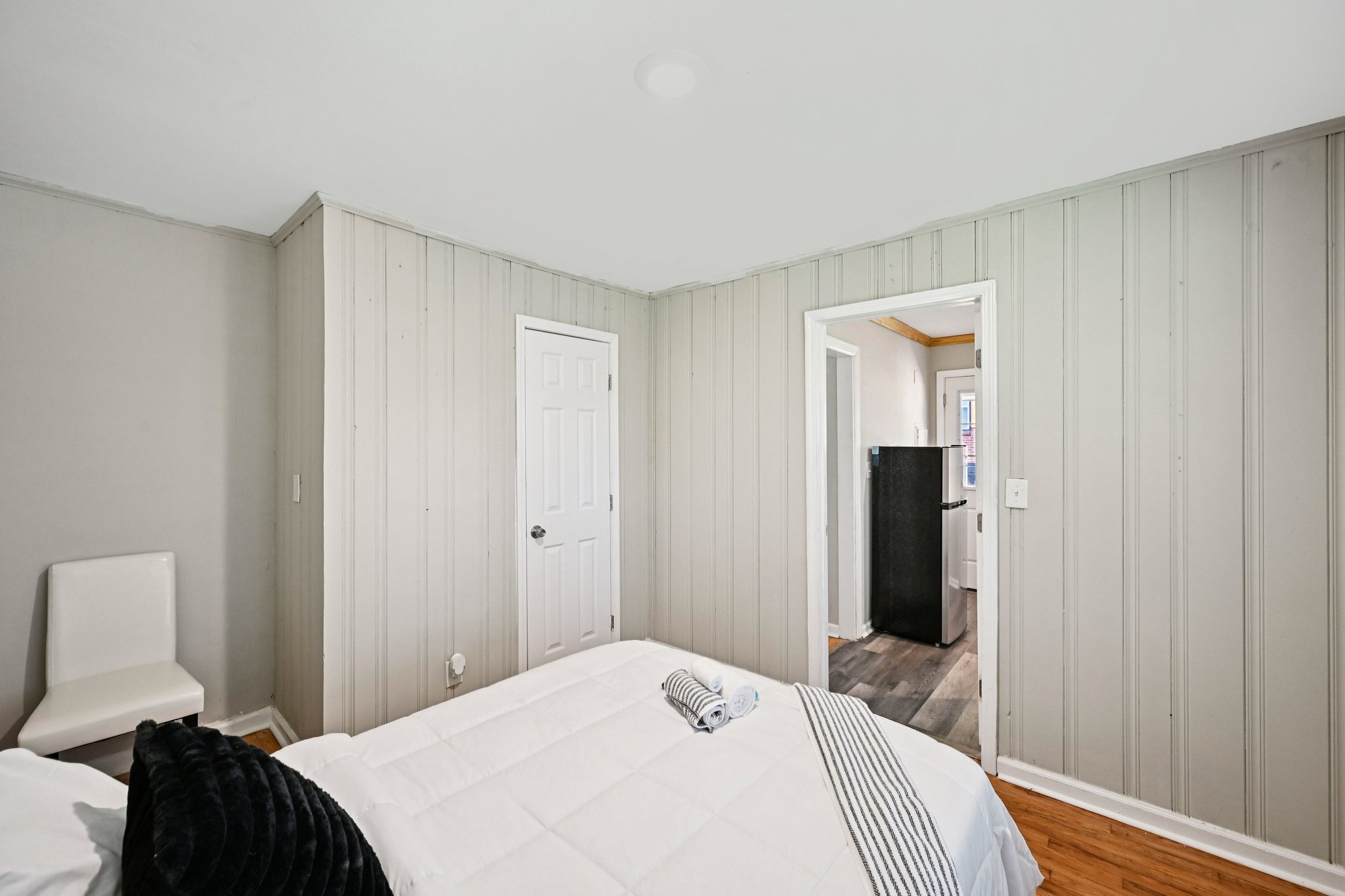 Meador Ave SE-L1403-029.jpg