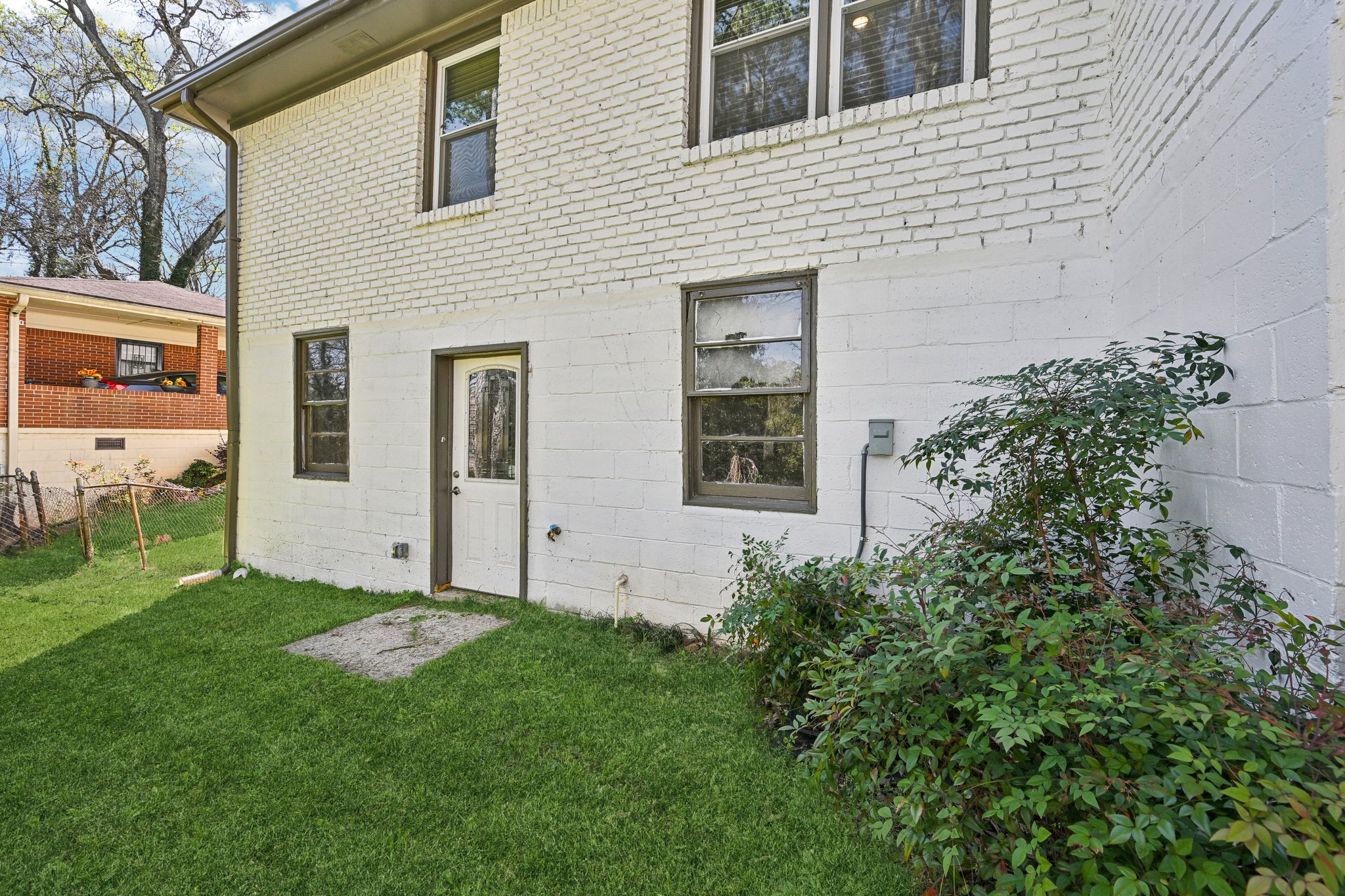 Meador Ave SE-L1403-043.jpg