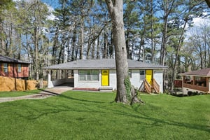 Meador Ave SE-L1403-001.jpg