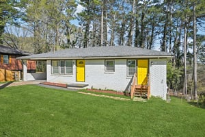 Meador Ave SE-L1403-004.jpg