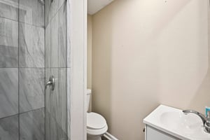 Meador Ave SE-L1403-026.jpg