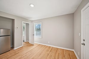 Meador Ave SE-L1403-032.jpg